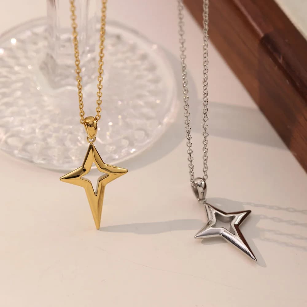 Hollow Star Necklace Women Fashion Gold Plated Layered Pendant Stainless Steel Jewelry Minimalist Design Charm Chains Necklaces