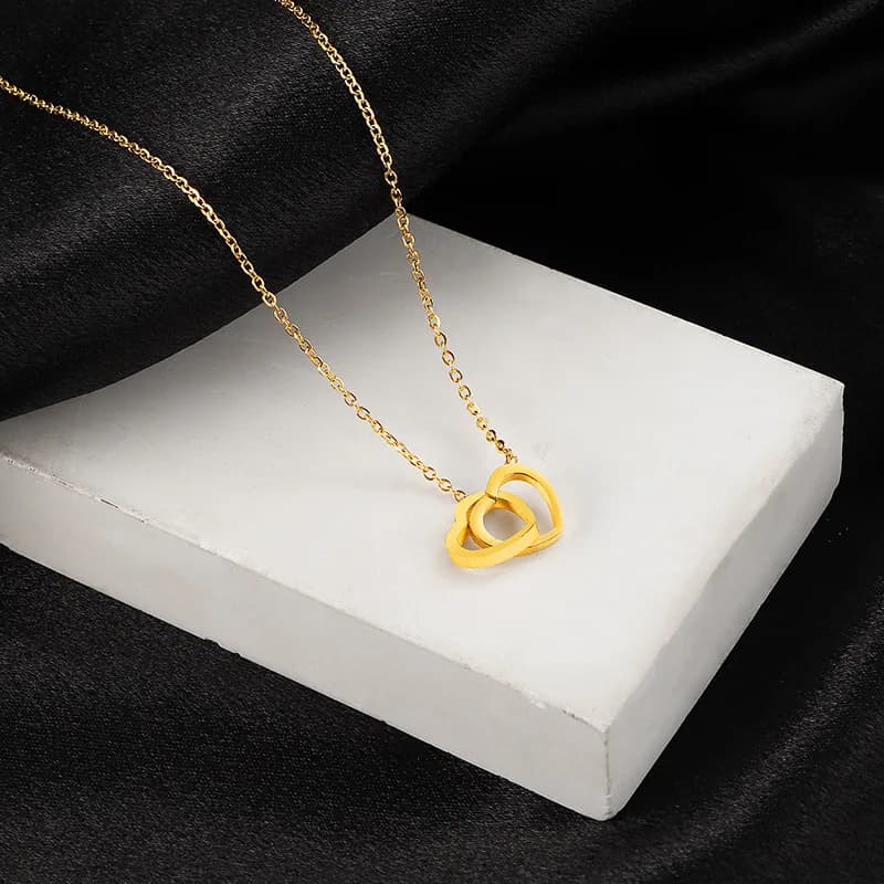 Minimalist Stainless Steel Zircon Bezel Setting Heart Double Buckle Necklace for Women Interlocking Rings Chain Elegant Non Gift